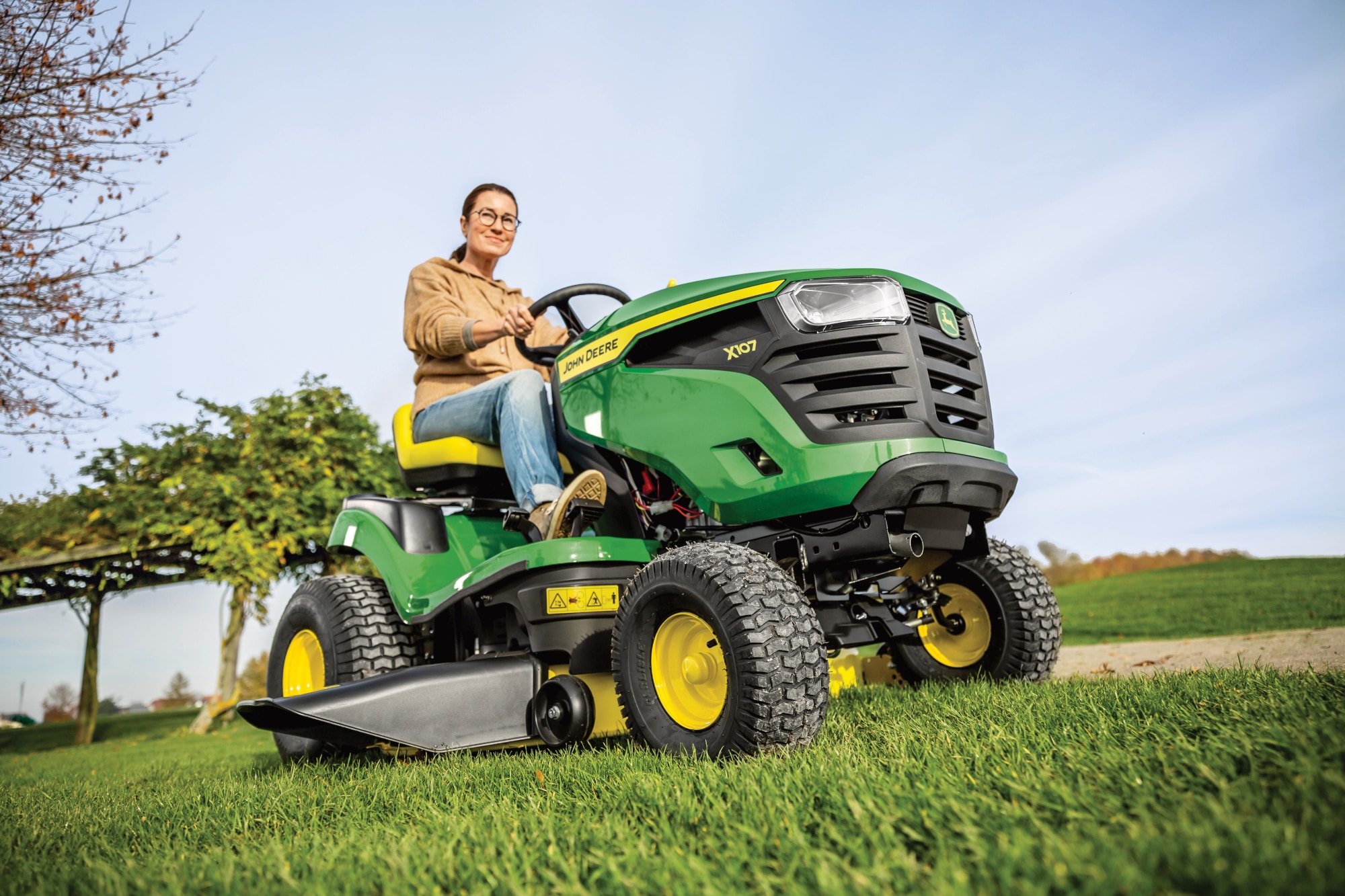 New John Deere X107